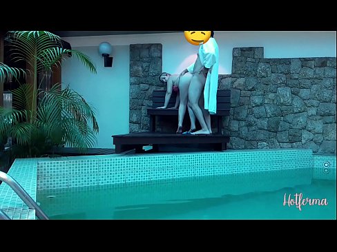 ❤️ Boss lädt Dienstmädchen zum Pool ein, kann aber einem heißen Sex nicht widerstehen Sex bei uns ❌️